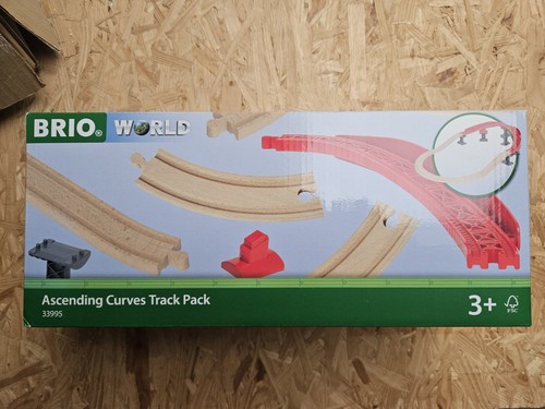 Brio ascending curves track - ascending,